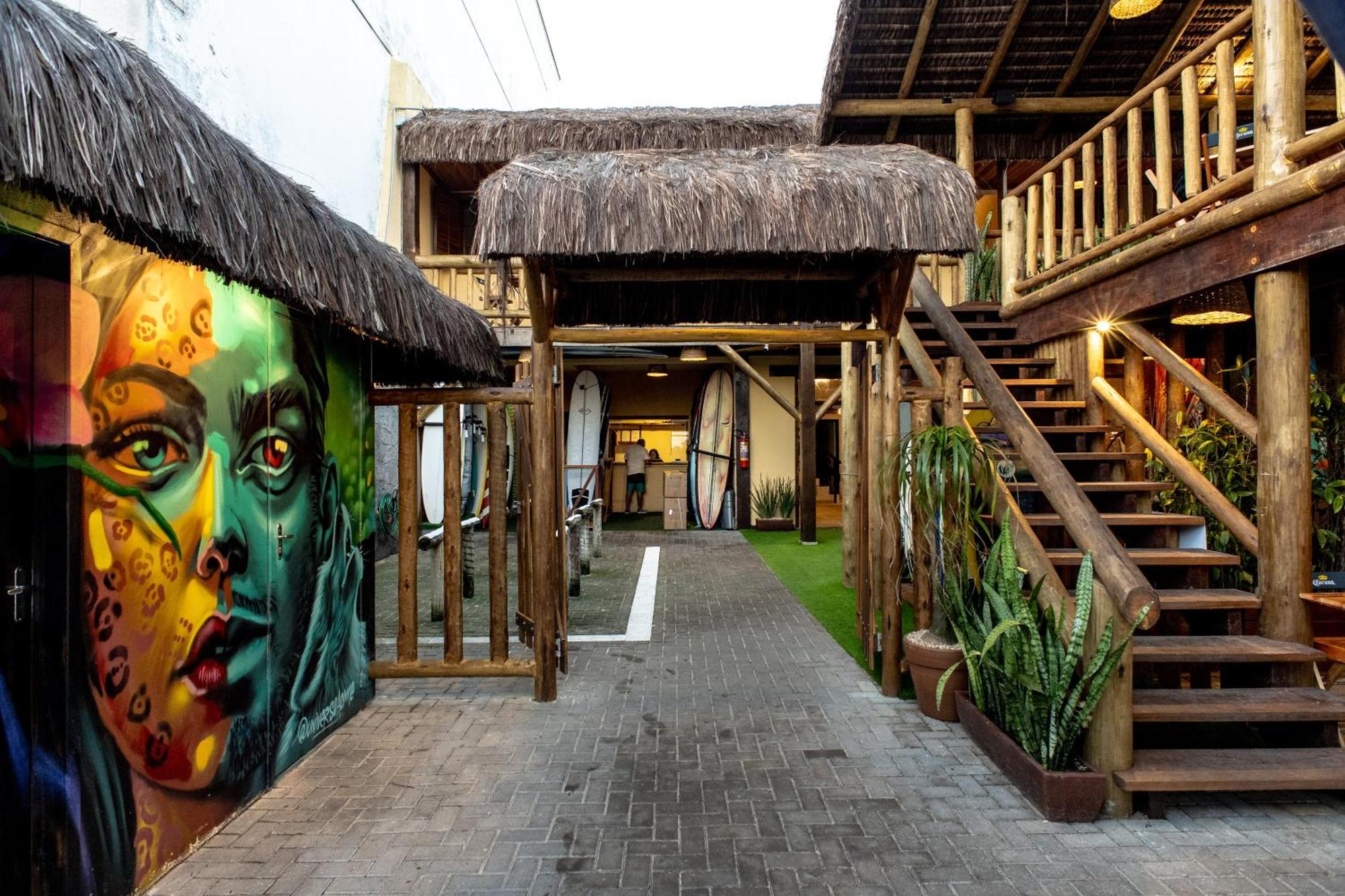 Hostal Longboard Paradise Suítes
