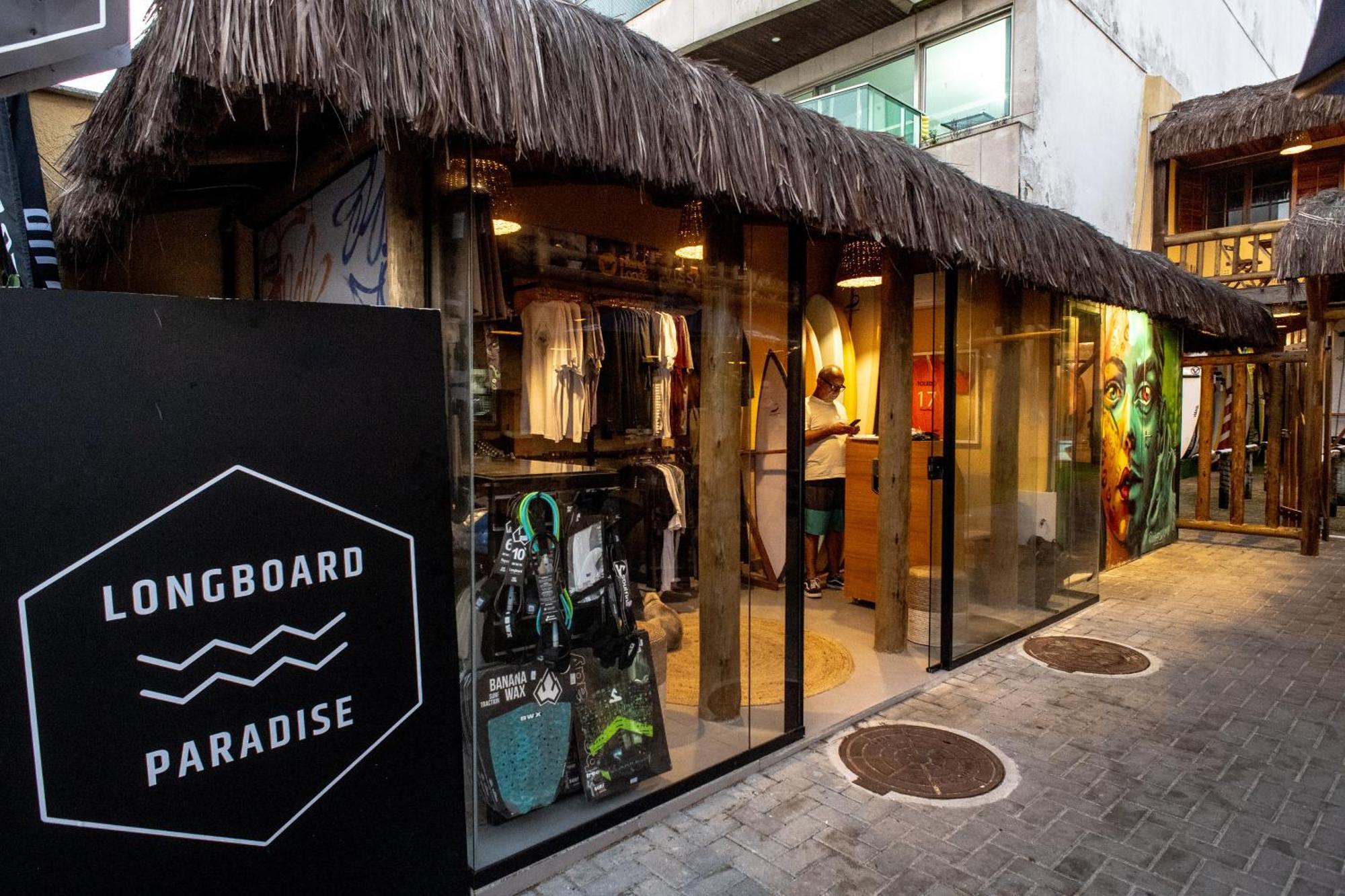 Hostal Longboard Paradise Suítes *